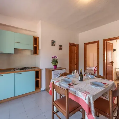 Apartment In San Teodoro 23071 *